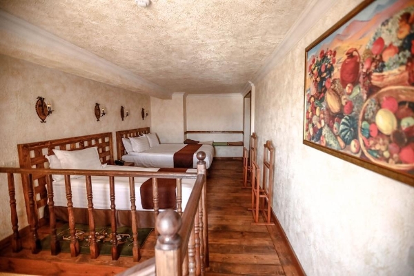 Caucasus Hotel (K'asakh)
